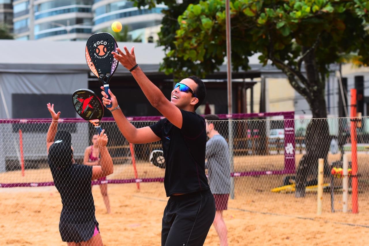 Aprenda Beach Tennis com Método e Experiência em Vila Velha